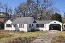 784 S Peace Haven Rd, Winston Salem, NC 27103 | MLS# 1017591 | Trulia