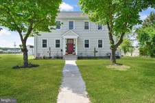 108 Oak Lane Dr, Laurel, DE 19956 - See Est. Value, Schools & More