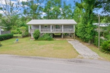 309 Byrd Parker Dr, Wewahitchka, FL 32465 - See Est. Value, Schools & More
