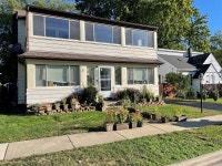 718 Parkway Ave #B, Elgin, IL 60120 - See Est. Value, Schools & More