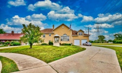 9205 Oketo Ave, Morton Grove, IL 60053 | MLS# 11191028 | Trulia