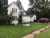 914 7th St E, Menomonie, WI 54751 | MLS# 6082410 | Trulia