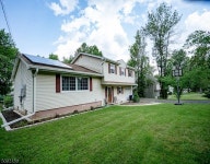 17 Lord Stirling Dr, Parsippany, NJ 07054 | MLS# 3731113 | Trulia