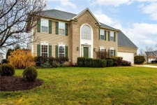 38939 Amberwood Dr, Avon, OH 44011 - See Est. Value, Schools & More