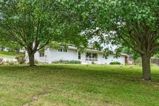 1020 Walnut Street, Cabool, MO 65689 | MLS# 60269337 | Trulia