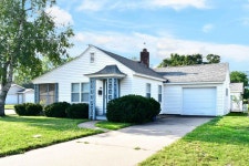 1253 W 5th St, Winona, MN 55987 | MLS# 6072876 | Trulia