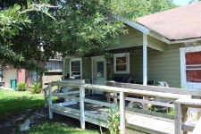 305 Elm Ave, Pasadena, TX 77506 - See Est. Value, Schools & More