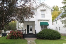 826 6th Ave S, Clinton, IA 52732 | Trulia