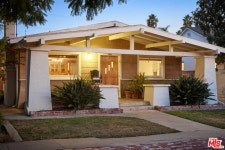 816 Angelus Pl, Venice, CA 90291 | MLS# 23-327003 | Trulia