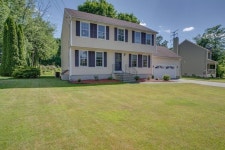 8 Kelly St, Nashua, NH 03062 | MLS# 72994963 | Trulia