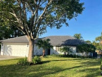 610 W West Dr, Delray Beach, FL 33445 Single-Family Home for Sale | MLS# R10986831 610 W  West Dr, Delray Beach, FL 33445 Single... 