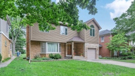 913 S Hamlin Ave, Park Ridge, IL 60068 | MLS# 11163697 | Trulia