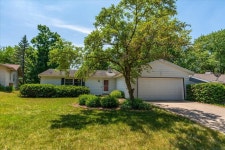 9 Canterbury CIRCLE, Madison, WI 53711 | Trulia