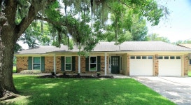 111 Larkspur St, Lake Jackson, TX 77566 | MLS# 98692078 | Trulia