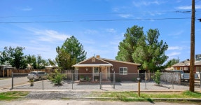 1114 Catalina Ln, Alamogordo, NM 88310 | MLS# 165340 | Trulia