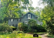 136 Vista Ter, New Haven, CT 06515 | MLS# 170416754 | Trulia