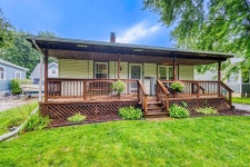 838 N 6th St, Saint Clair, MI 48079 - See Est. Value, Schools & More 838 N  6th St, Saint Clair, MI 48079 - See Est. Value... 