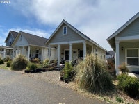 4360 SE Harborton St, South Beach, OR 97366 | MLS# 21348446 | Trulia