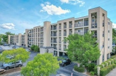 40 Bee St #409, Charleston, SC 29403 - See Est. Value, Schools & More