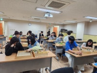 고교-전공체험(연제고등학교) : 모래놀이치료 체험활동 | 상담·임상심리학과