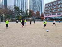 용문초등학교에서 함께한 ‘내가 감독이다!’ 전략형 축구 진로 특강! | 축구·스포츠산업학과