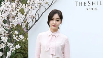 성유리, 버킷스튜디오와 전속 계약 