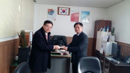 군정소식 > 의령소식 > 보도자료 > 의령군 대의면 대의교회 사랑의 상품권 기탁 <대의면사무소> | 의령군청