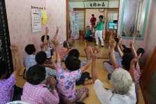 군정소식 > 의령소식 > 보도자료 > 의령군 찾아가는 경로당 프로그램 운영 | 의령군청
