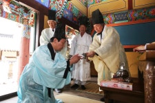 군정소식 > 의령소식 > 보도자료 > 의령군 용덕면 태암서원 춘향례 거행 | 의령군청