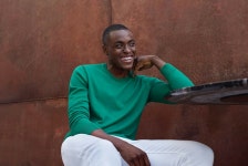 Light Layers For Cool Breezes (And Office A/C) | UNIQLO TODAY | UNIQLO US