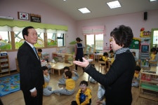 (글보기)관내 어린이집 격려방문 | 포토뉴스 | 의성군정 | 의성군 열린군수실 의성군 열린시장실