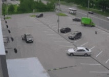 가생이닷컴>유머엽기 > 유머/엽기 > 친절한 타이어의 선행 ~