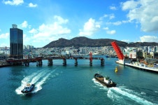 부산 관광 아카이브 > 영도대교 BUSAN TOURISM ARCHIVE | 부산 관광 아카이브: 공식 관광 사진, 자료, 이미지, 영상, 문서 자료