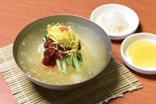 가야할매밀면: 부산에가면 : 명소 : 명소 상세: 부산시 공식 관광 포털 비짓부산 visit busan 가야할매밀면: 부산에가면 : 명소 : 명소 상세... 