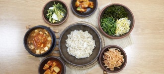 옹기마을손칼국수: 부산에가면 : 음식 : 음식 상세: 부산시 공식 관광 포털 비짓부산 visit busan 옹기마을손칼국수: 부산에가면 : 음식... 