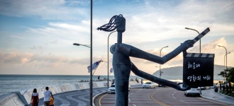 映画の通り: 釜山に行ったら : 名所 : 名所: 부산시 공식 관광 포털 비짓부산 visit busan 映画の通り: 釜山に行ったら : 名所 : 名所... 