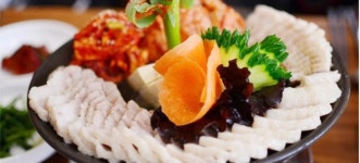 Hamheung Bossam (함흥보쌈): When in Busan : Food : Food: 부산시... Bossam (함흥보쌈): When in Busan : Food : Food: 부산시 공식... 