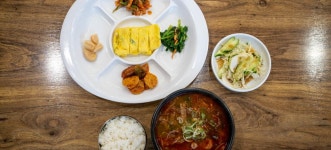 金剛餃子 (금강만두): 來到釜山 : 餐飲 : 餐飲: 부산시 공식 관광... 金剛餃子 (금강만두): 來到釜山 : 餐飲 : 餐飲: 부산시 공식 관광... 