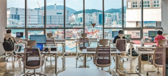 ‘더휴일X데스커 워케이션 센터’: 부산에가면 : 명소 : 명소 상세: 부산시 공식 관광 포털 비짓부산 visit busan 일과 휴식을 다 잡았다!... 