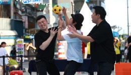 Busan International Comedy Festival: When in Busan : Festiva...