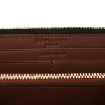 22S/S 세인트로랑 모노그램 로고 지퍼 체스트넛 장지갑 - 워드로브 22S/S 세인트로랑 모노그램 로고 지퍼 체스트넛 장지갑