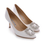 23S/S 마놀로블라닉 웨딩슈즈 한기시 새틴 화이트 펌프스 - 워드로브 23S/S 마놀로블라닉 웨딩슈즈 한기시 새틴 화이트 펌프스