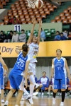 WKBL 부천 신세계, 접전 끝에 우리은행 잡아