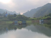 조황조행기 > 충주호조황속보 > 청풍신리낚시터 허리급입니다.