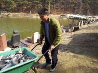 유료터정보 > 유료터 자유게시판 > 2012.03.31일 토요일 오산그린낚시터개장