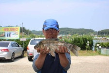 유료터정보 > 유료터점주조황 > 4짜 500마리 조사님을 찾습니다.