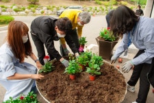 종합체육관 앞 화단정비 - 공단소식 상세 - 공단소식 - 알림마당 - 원주시시설관리공단