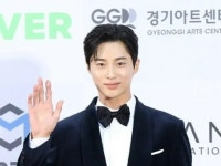 女優コ・ソヨン、こんなに食べてもこんなにスリム…”自己管理クイーン”の日常更新 | wowKorea（ワウコリア）