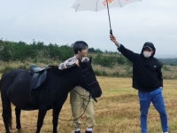 キム・ジェジュン、マネージャーに対する深い愛情を表現…”いつも感謝しています”（動画あり） | wowKorea（ワウコリア）
