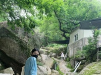 「KARA」出身知英、渓谷で夏を楽しむ日常 | wowKorea（ワウコリア）